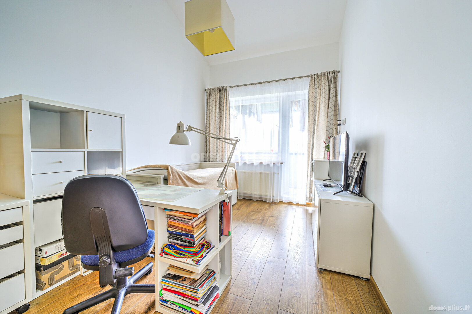 Продается 4 комнатная квартира Vilniuje, Pašilaičiuose, Ukmergės g.