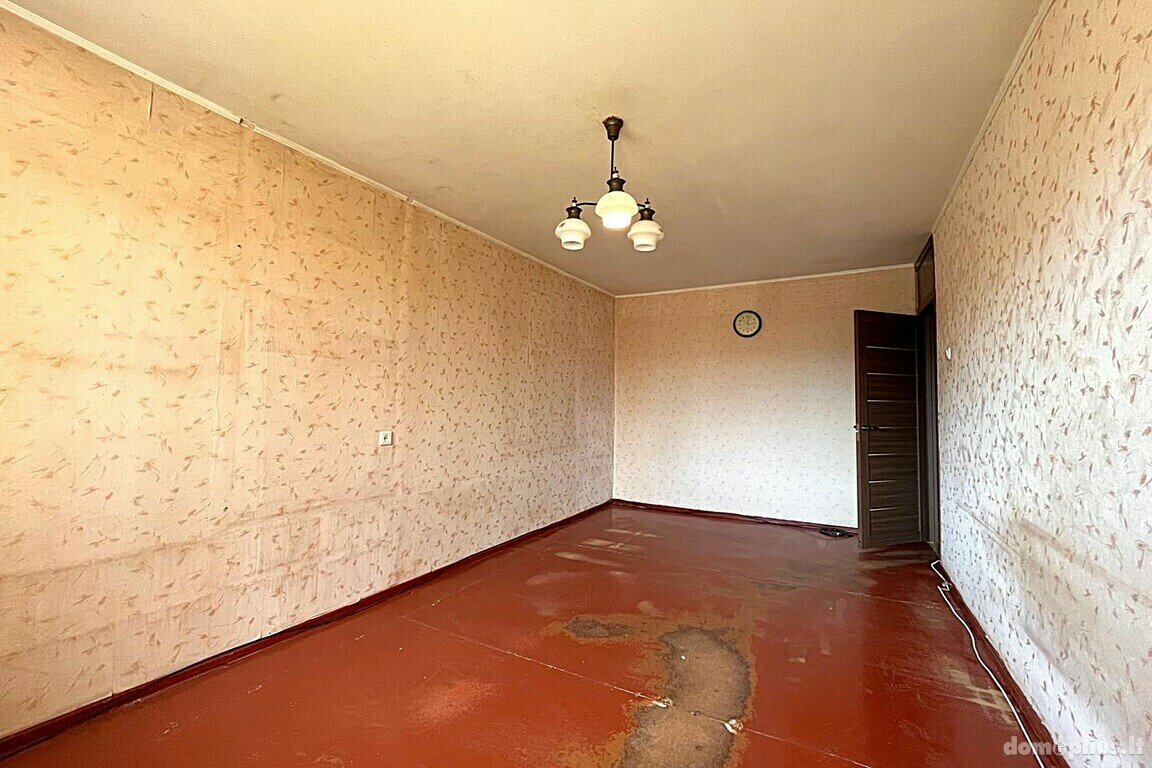 Parduodamas 2 kambarių butas Panevėžyje, Kniaudiškiuose, Molainių g.
