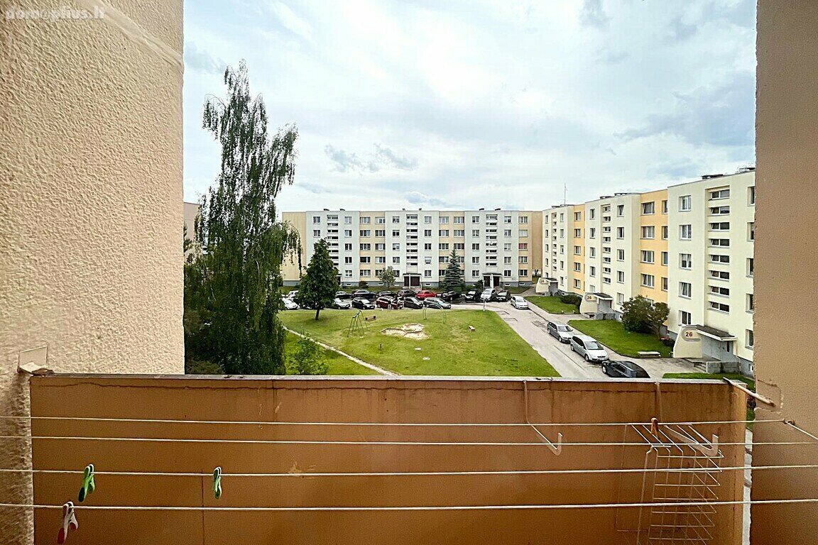 Parduodamas 2 kambarių butas Panevėžyje, Kniaudiškiuose, Molainių g.