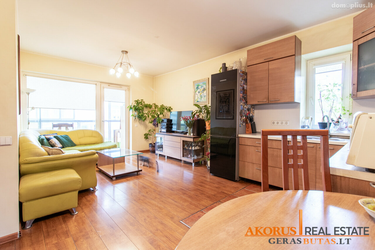 4 rooms apartment for sell Vilniuje, Lazdynuose, Erfurto g.
