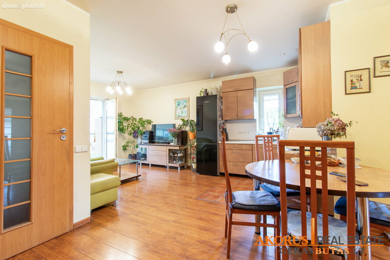 4 rooms apartment for sell Vilniuje, Lazdynuose, Erfurto g.