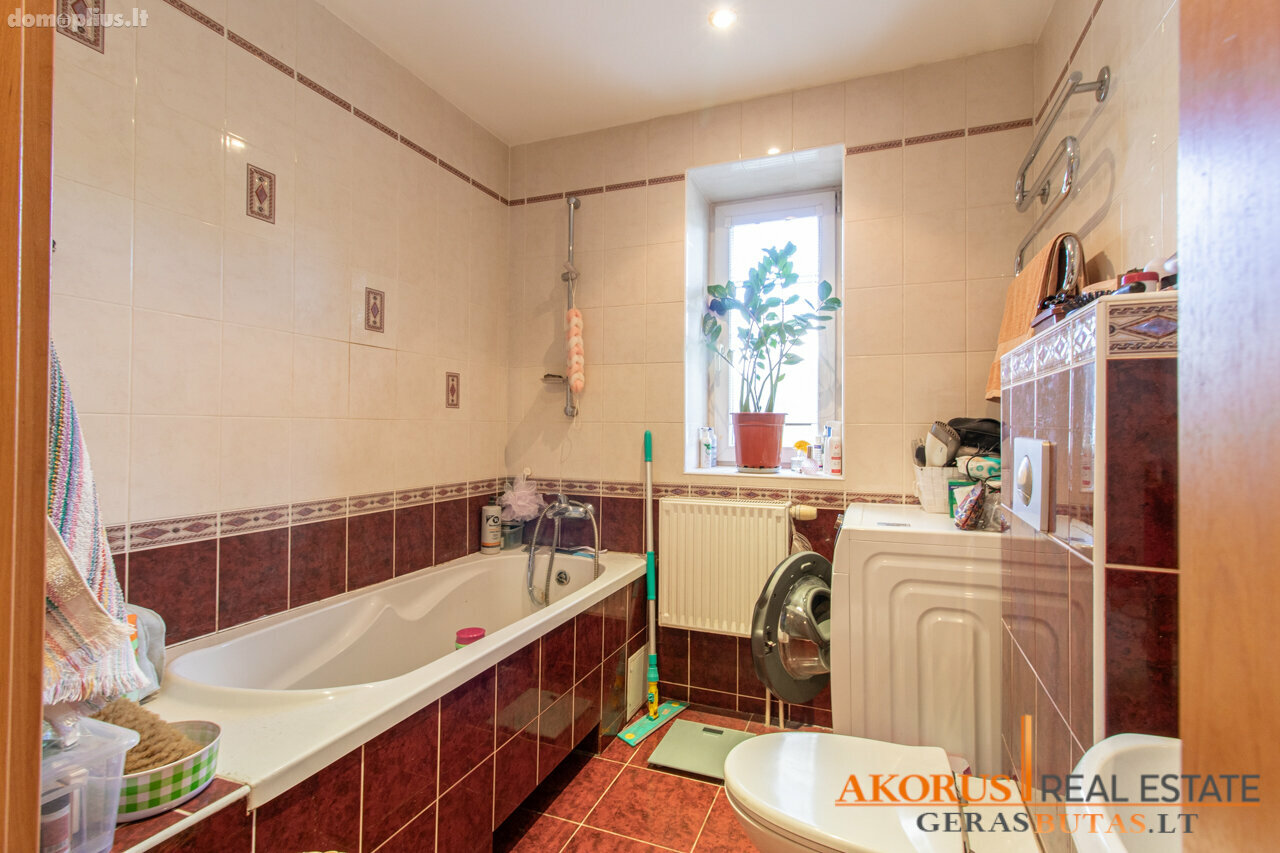 4 rooms apartment for sell Vilniuje, Lazdynuose, Erfurto g.