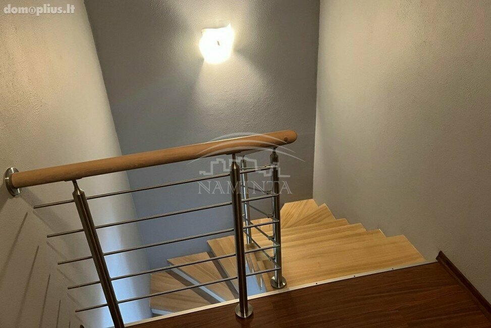 Parduodamas 3 kambarių butas Klaipėdoje, Žvejybos uostas, Minijos g.
