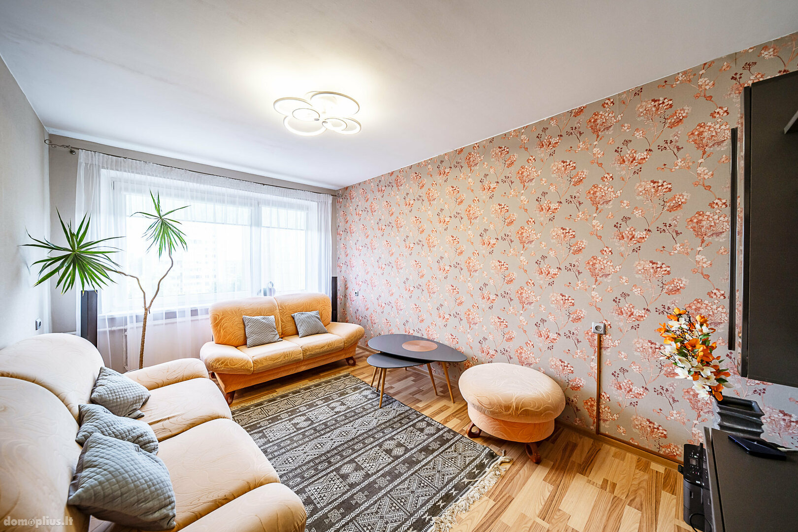 3 rooms apartment for sell Šiauliuose, Dainiuose, Dainų g.