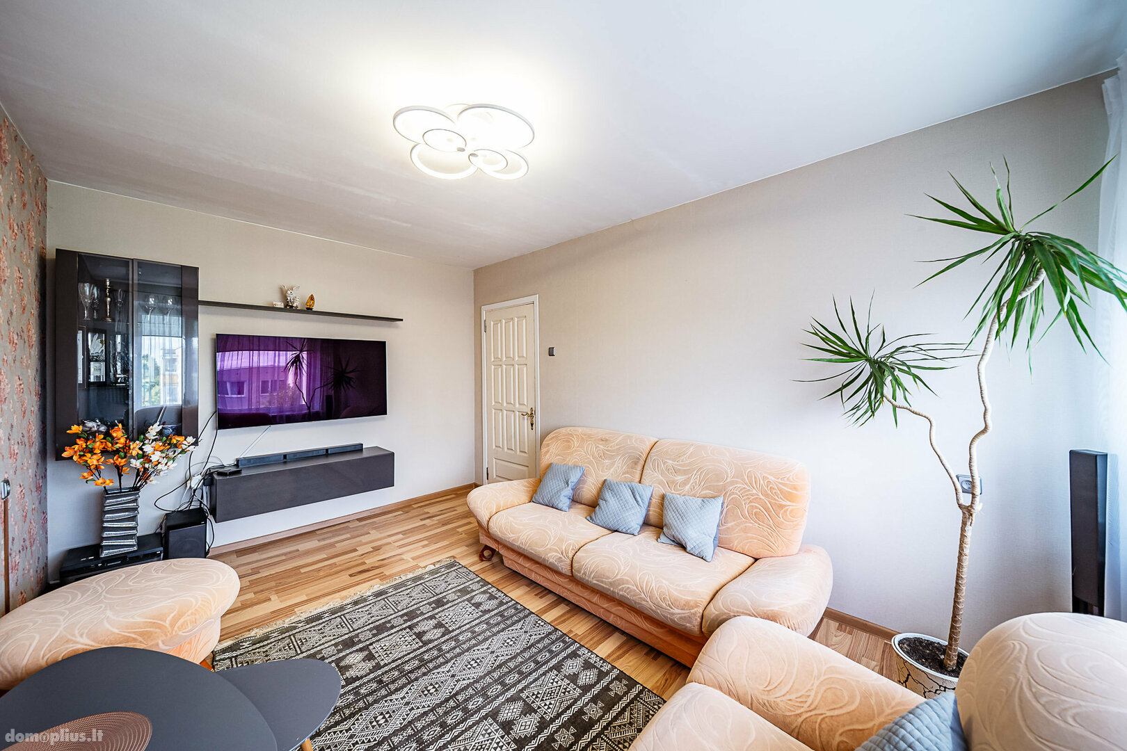 3 rooms apartment for sell Šiauliuose, Dainiuose, Dainų g.