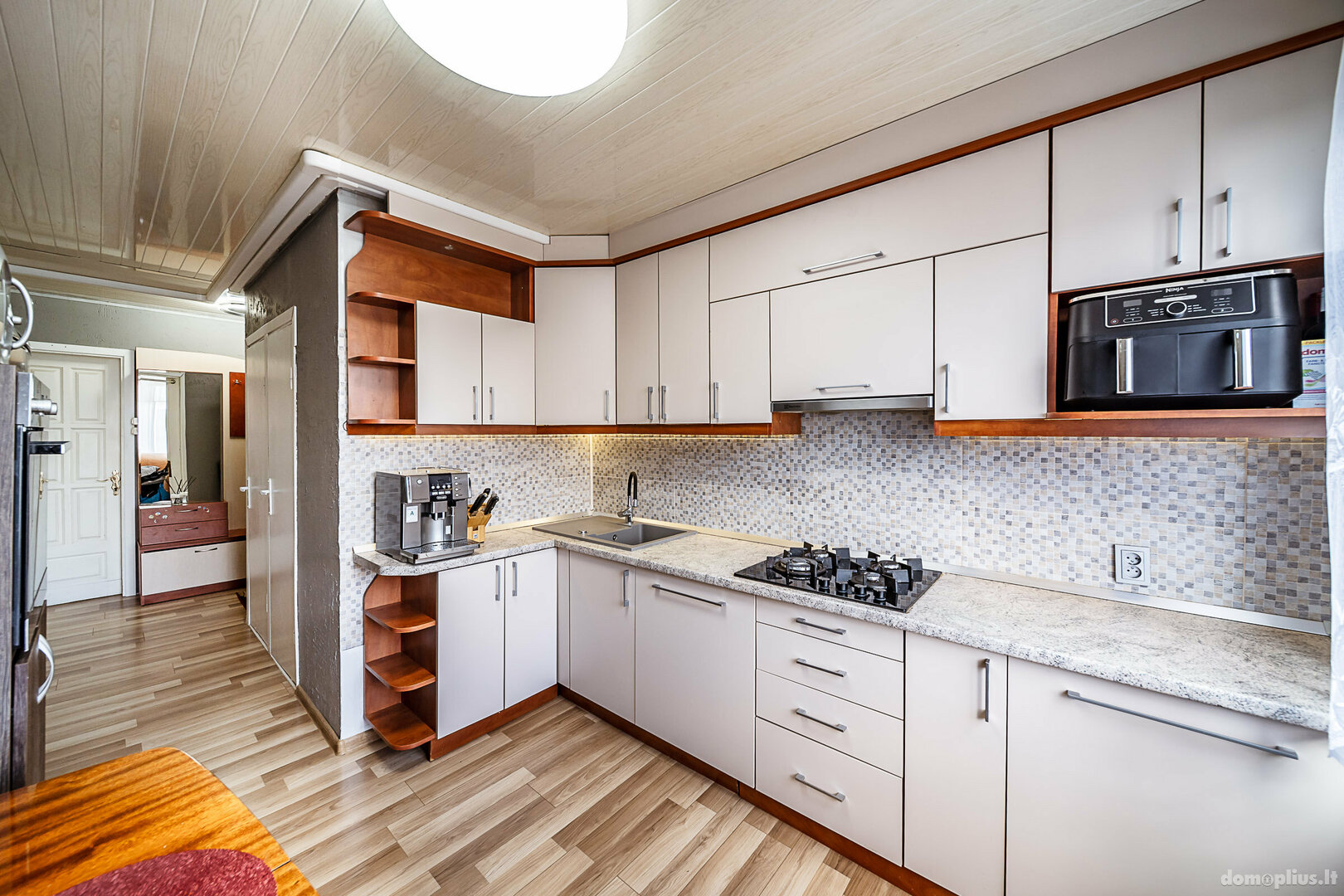 3 rooms apartment for sell Šiauliuose, Dainiuose, Dainų g.