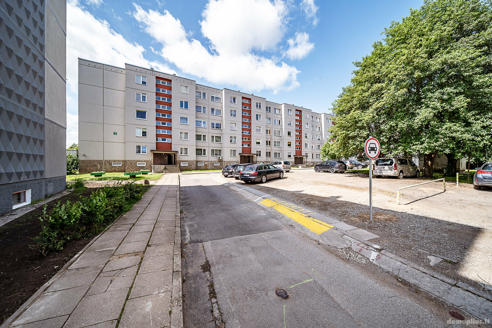 3 rooms apartment for sell Šiauliuose, Dainiuose, Dainų g.