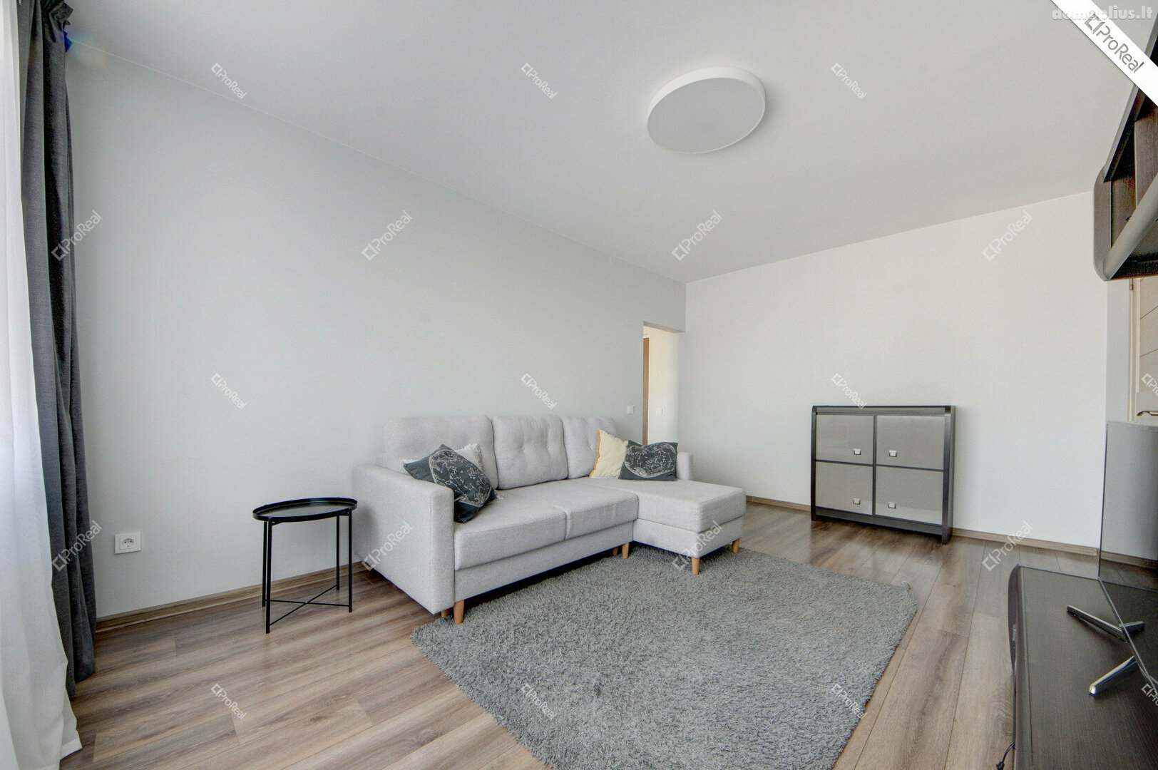 Продается 2 комнатная квартира Vilniuje, Pašilaičiuose, Medeinos g.