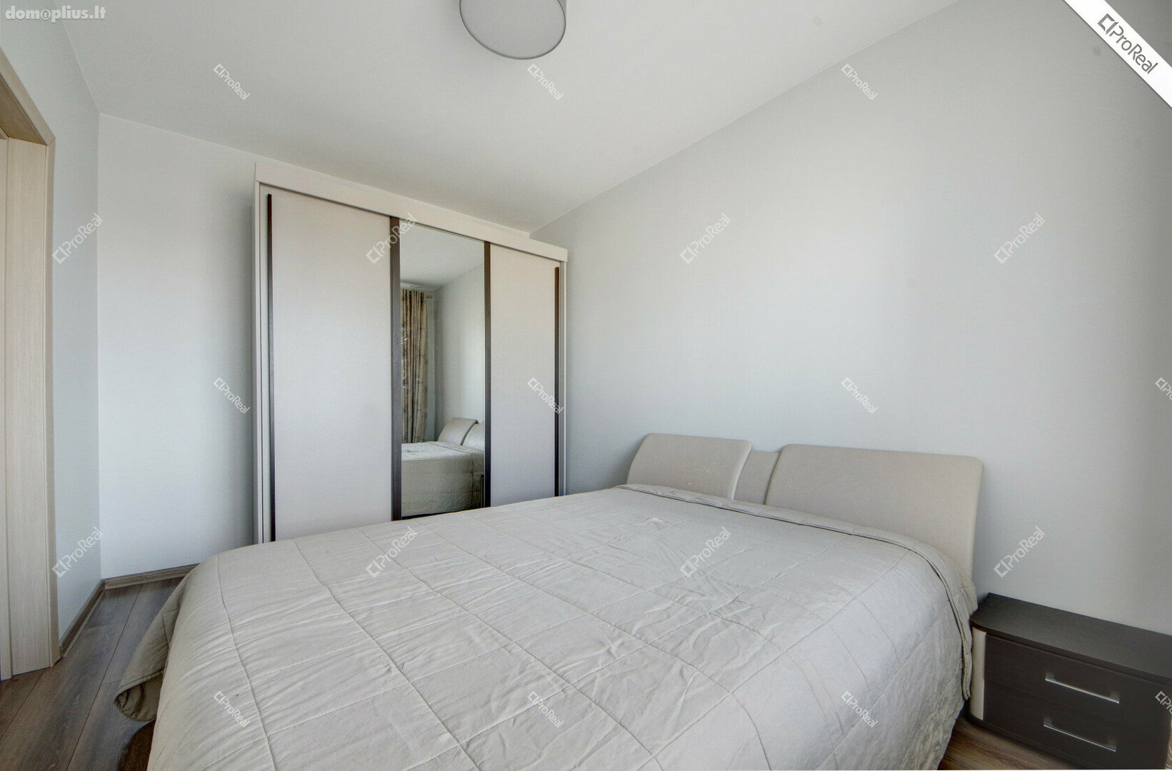 Продается 2 комнатная квартира Vilniuje, Pašilaičiuose, Medeinos g.