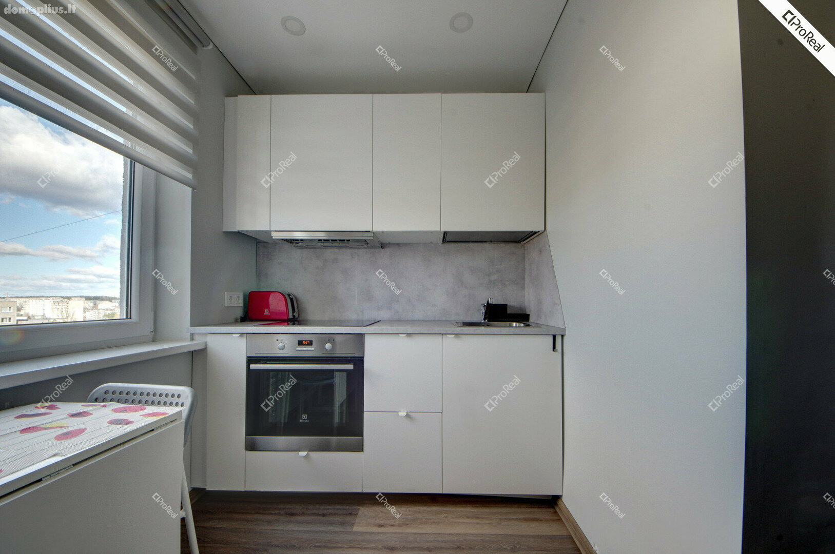 Продается 2 комнатная квартира Vilniuje, Pašilaičiuose, Medeinos g.