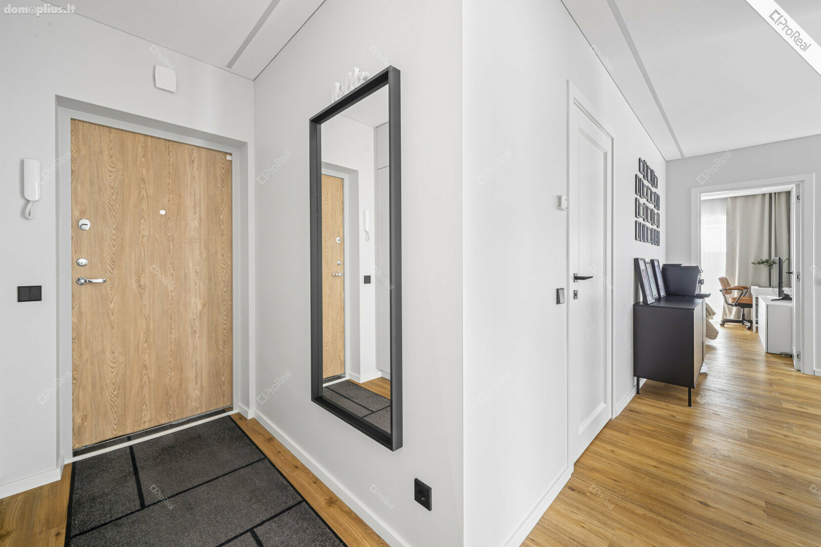 Продается 3 комнатная квартира Vilniuje, Santariškėse, Daujoto g.