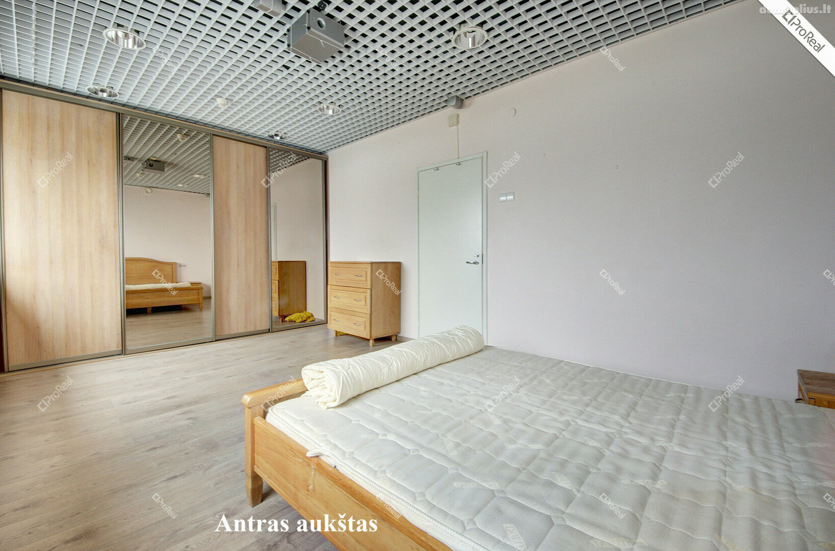 Продается 3 комнатная квартира Vilniuje, Justiniškėse, Jankiškių g.