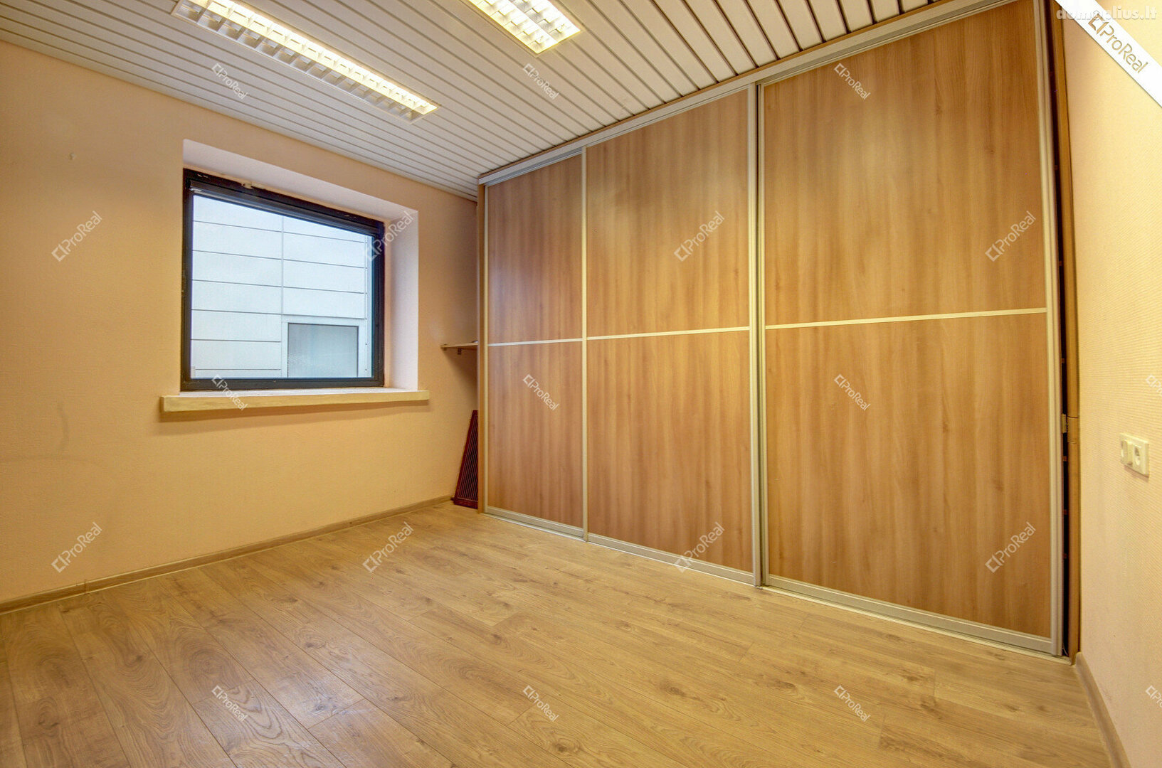 Продается 3 комнатная квартира Vilniuje, Justiniškėse, Jankiškių g.