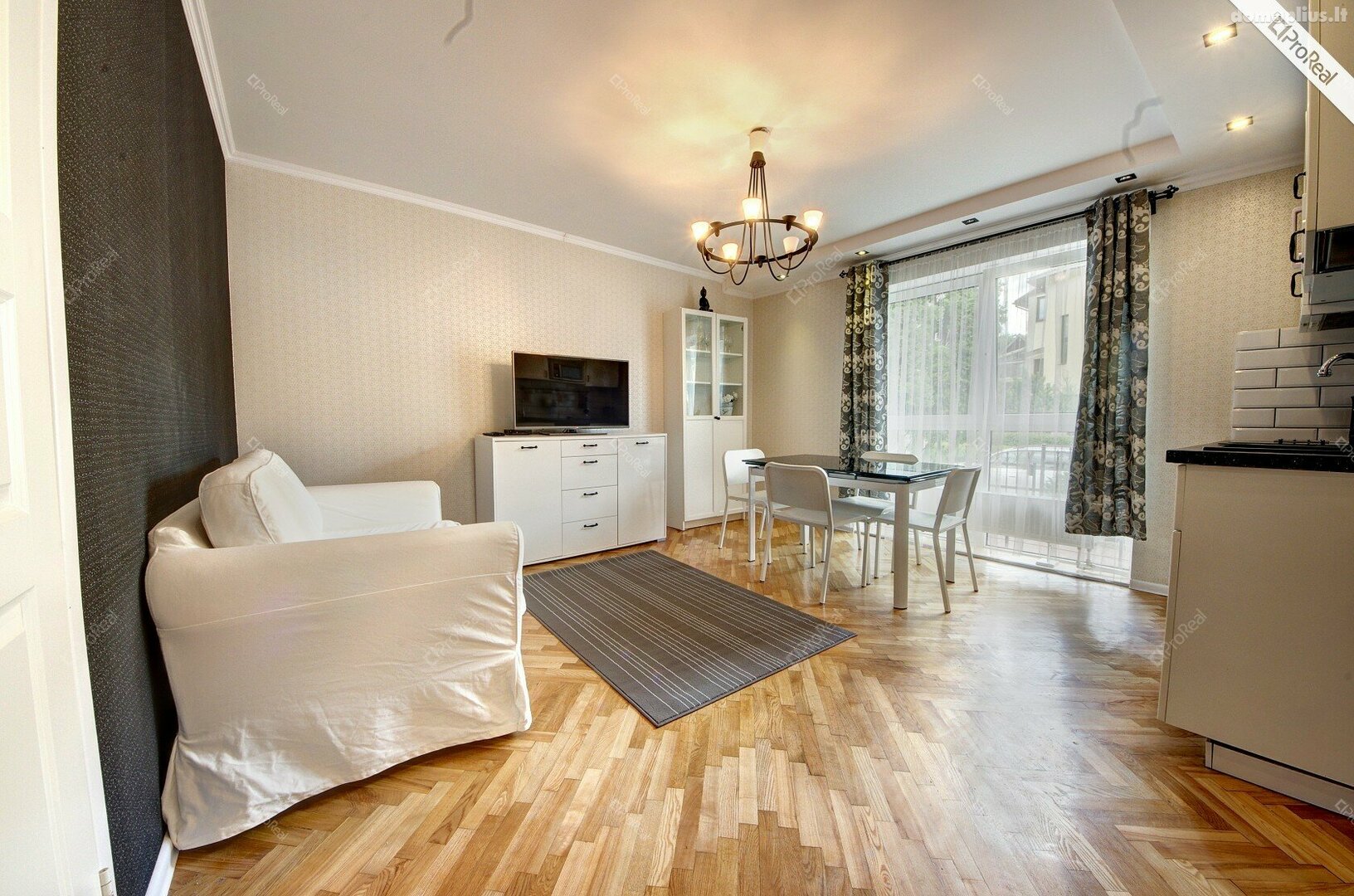 Продается 5 комнатная квартира Vilniuje, Antakalnyje, B. Sruogos g.