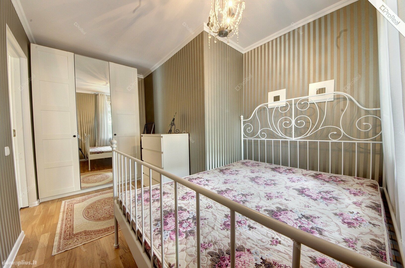 Продается 5 комнатная квартира Vilniuje, Antakalnyje, B. Sruogos g.