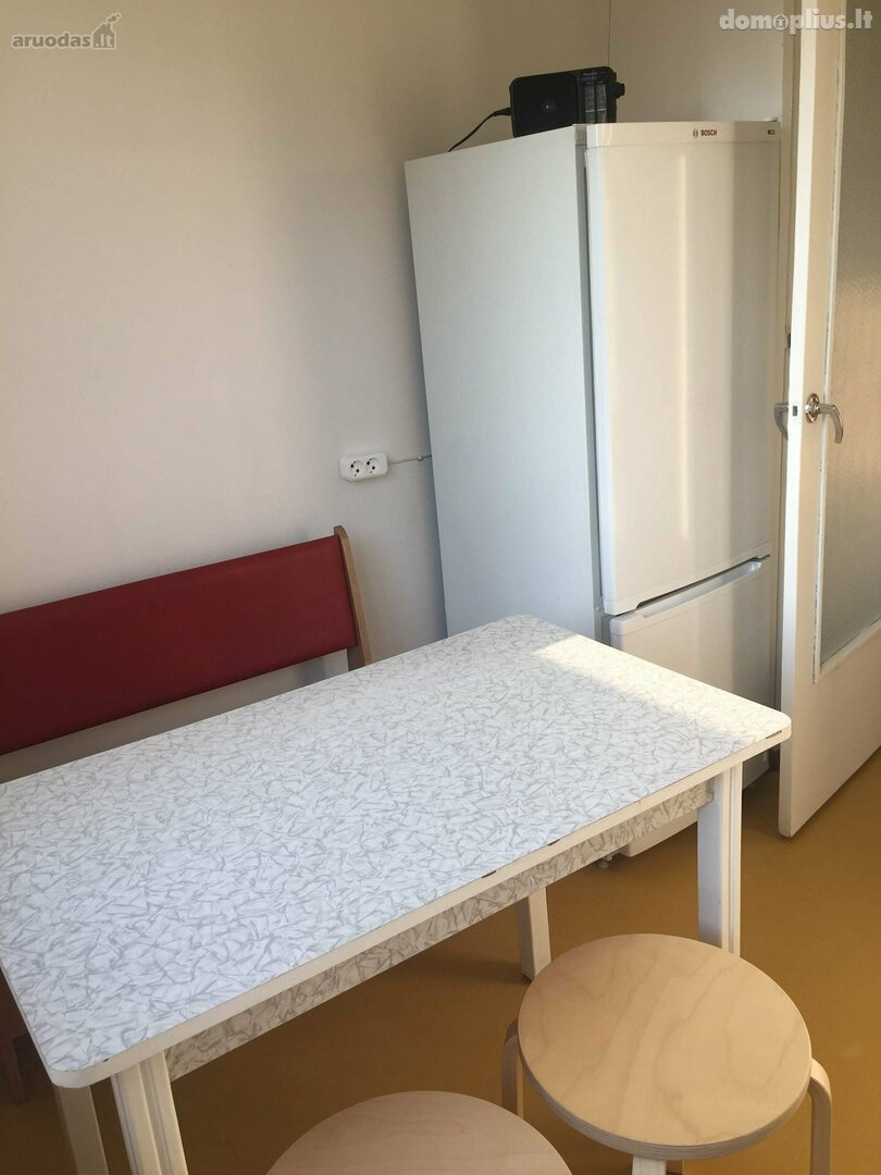 Parduodamas 2 kambarių butas Vilniuje, Karoliniškėse, Igno Šimulionio g.