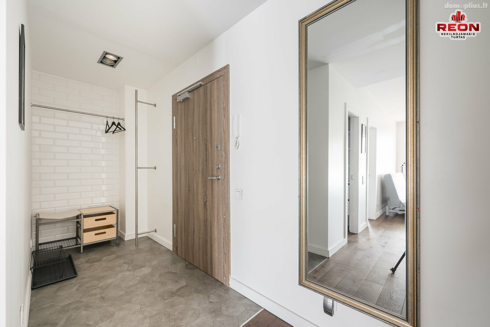 2 rooms apartment for rent Vilniuje, Antakalnyje, Antakalnio g.