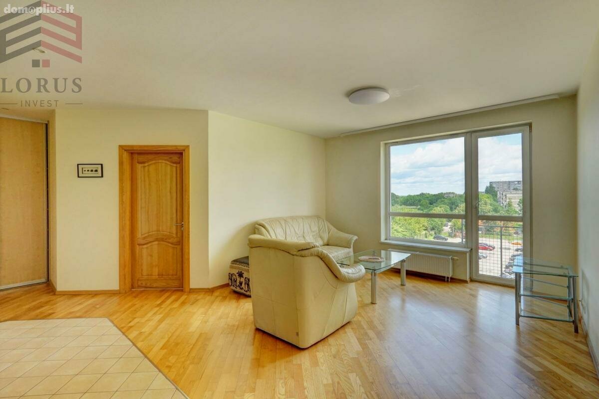 Продается 2 комнатная квартира Vilniuje, Šeškinėje, Šeškinės g.