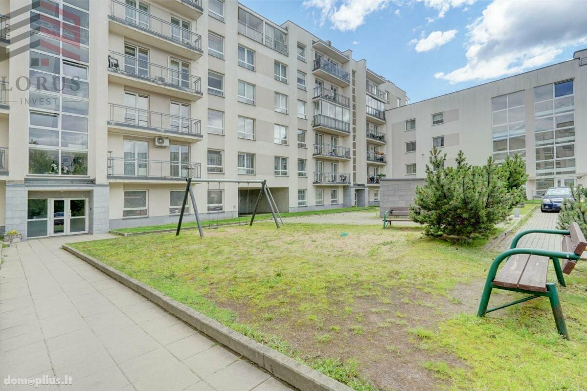 Продается 2 комнатная квартира Vilniuje, Šeškinėje, Šeškinės g.