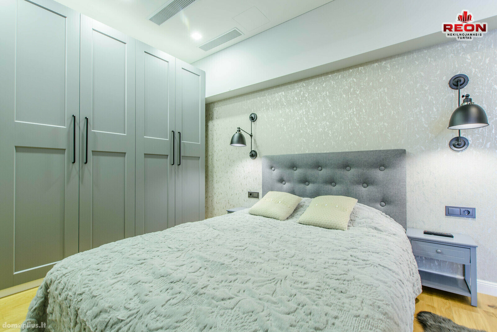 2 rooms apartment for sell Vilniuje, Senamiestyje, Lydos g.