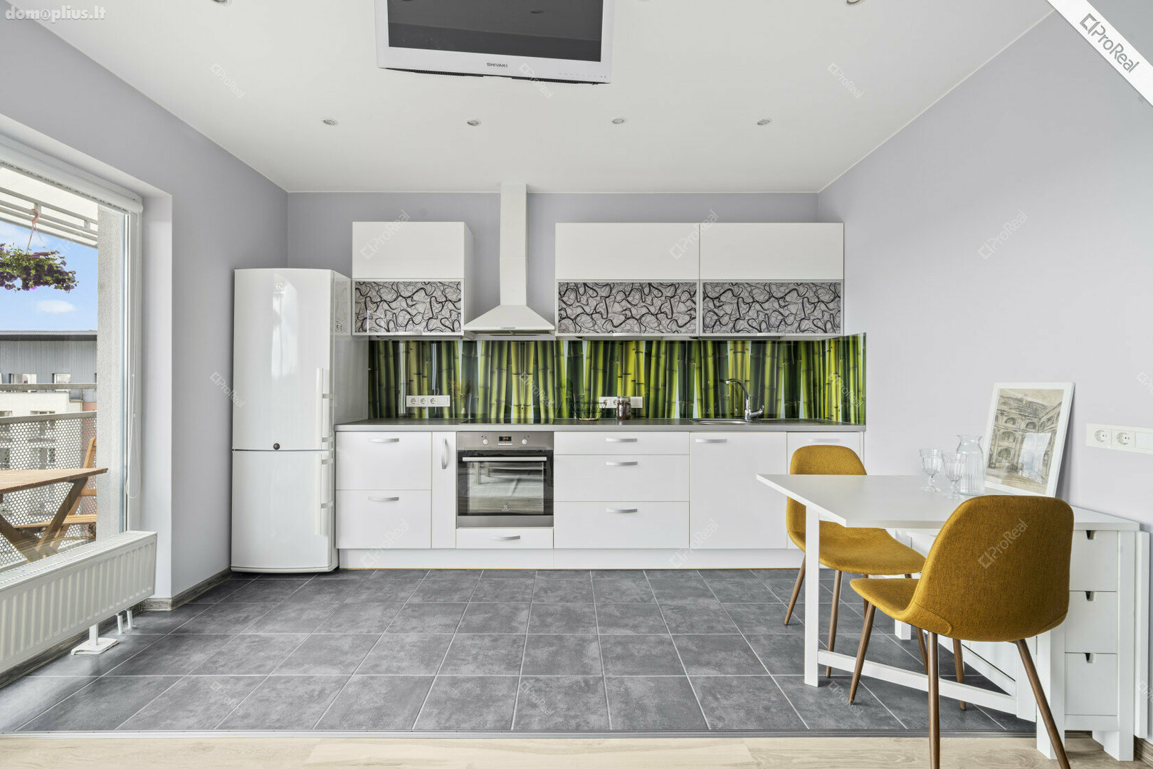 Продается 2 комнатная квартира Vilniuje, Jeruzalėje, Visorių g.