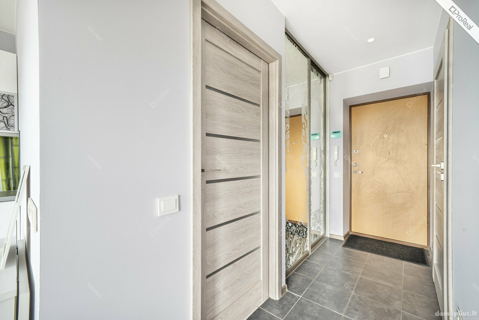 Продается 2 комнатная квартира Vilniuje, Jeruzalėje, Visorių g.