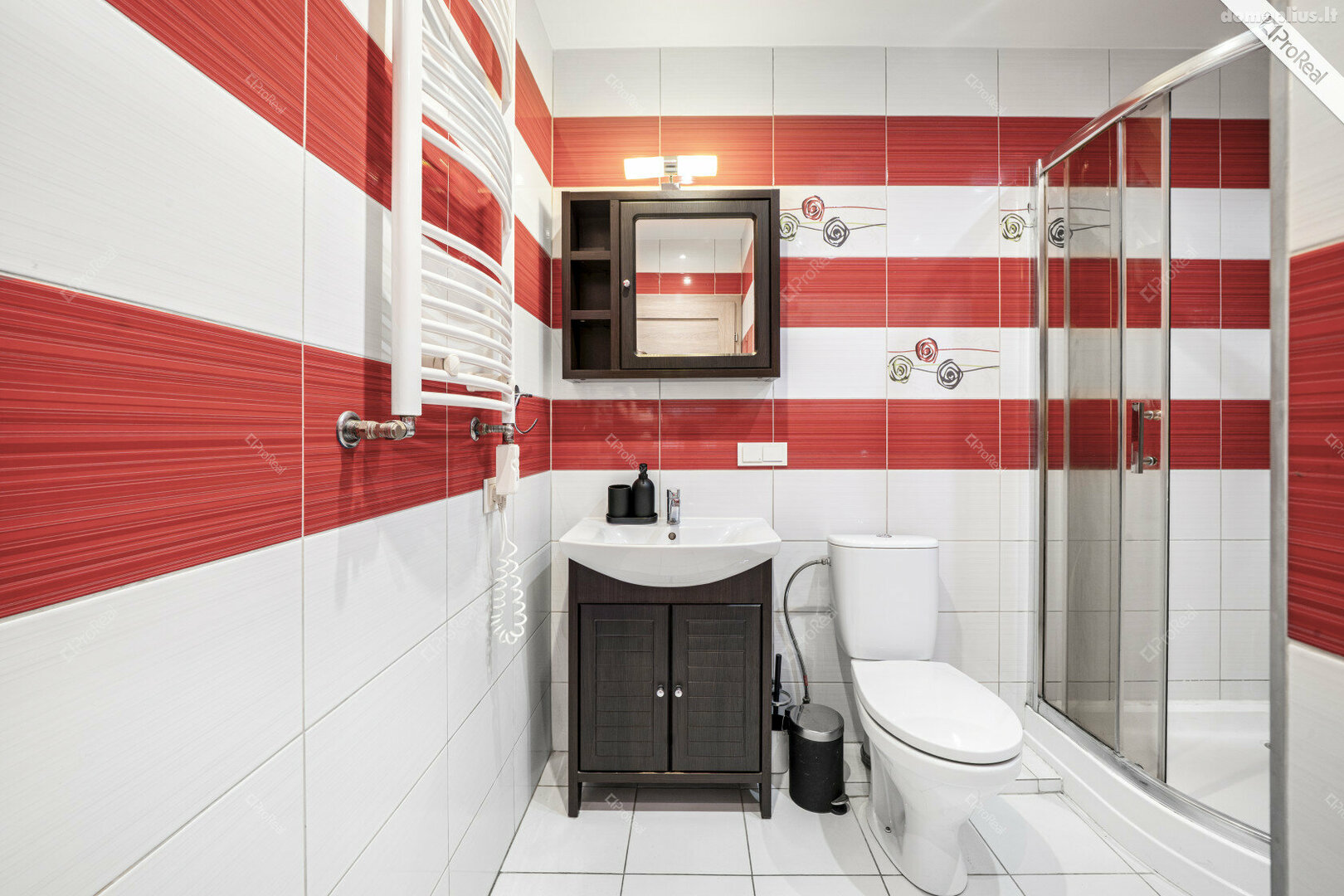 Продается 2 комнатная квартира Vilniuje, Jeruzalėje, Visorių g.