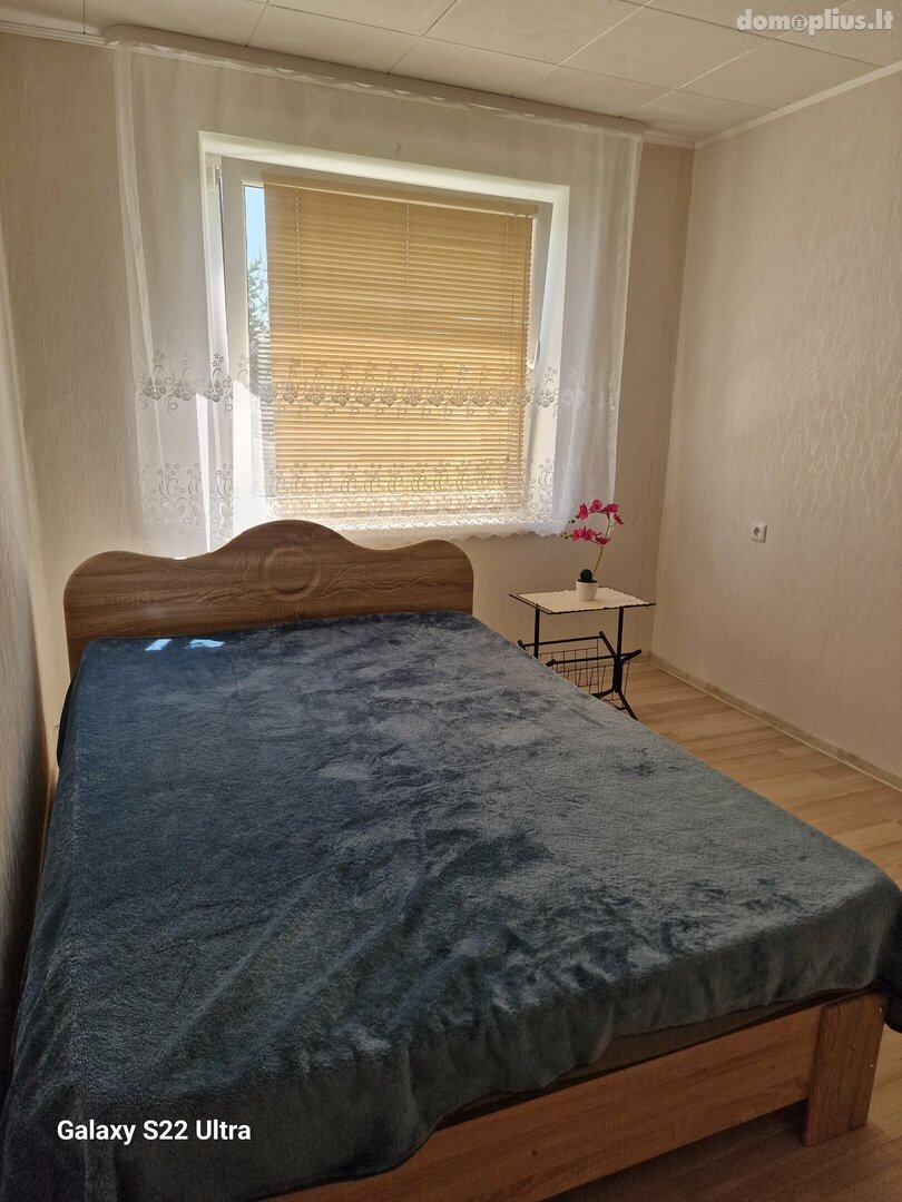 Parduodamas 2 kambarių butas Kelmės rajono sav., Kražiuose, Mokyklos g.