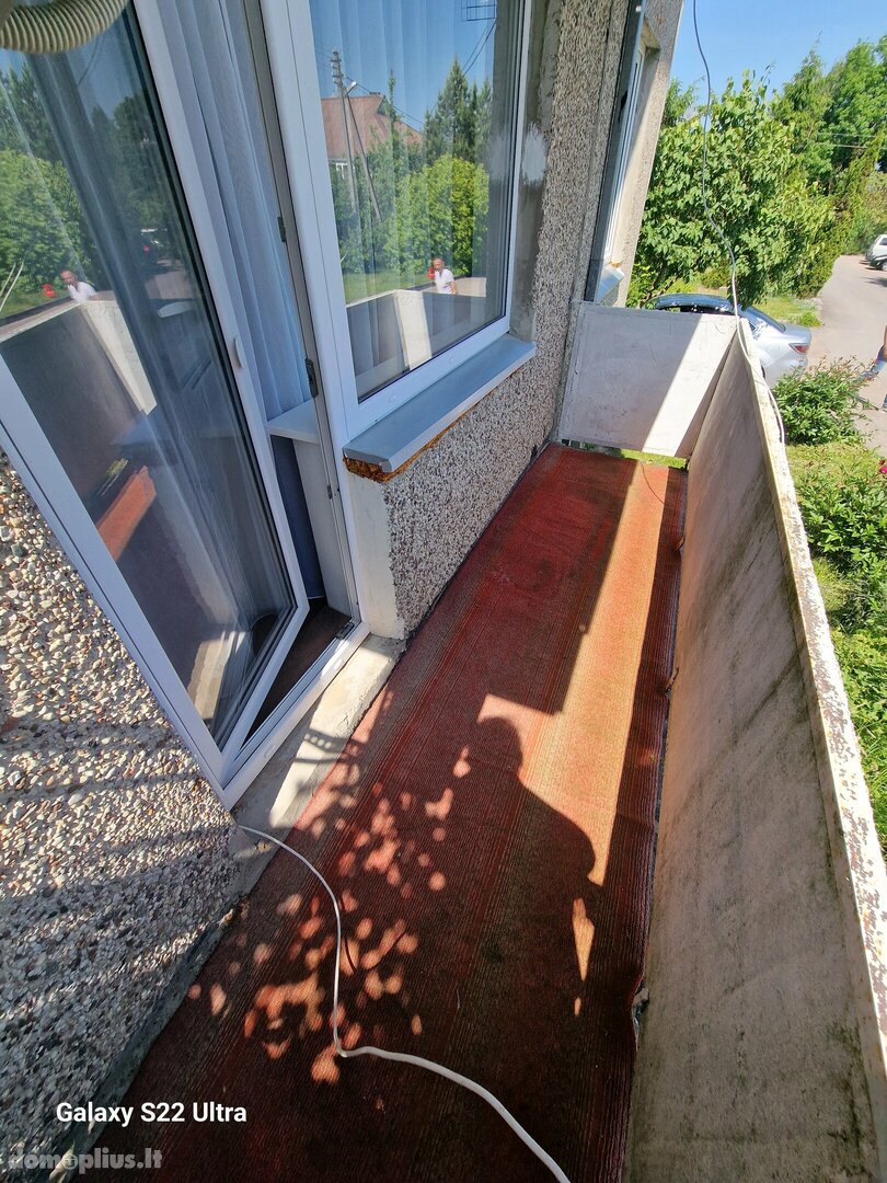 Parduodamas 2 kambarių butas Kelmės rajono sav., Kražiuose, Mokyklos g.