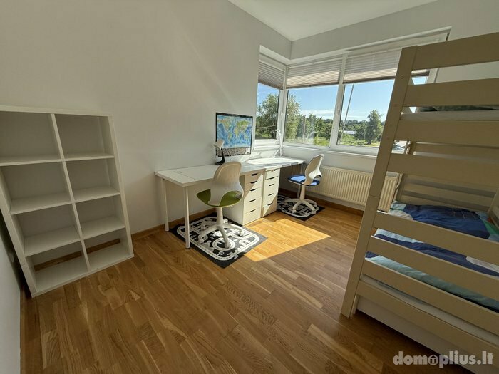 Parduodamas 3 kambarių butas Klaipėdoje, Miško, Žolynų g.