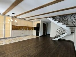 4 rooms apartment for sell Klaipėdoje, Centre, Žvejų g.