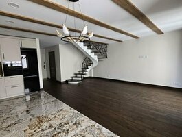 4 rooms apartment for sell Klaipėdoje, Centre, Žvejų g.