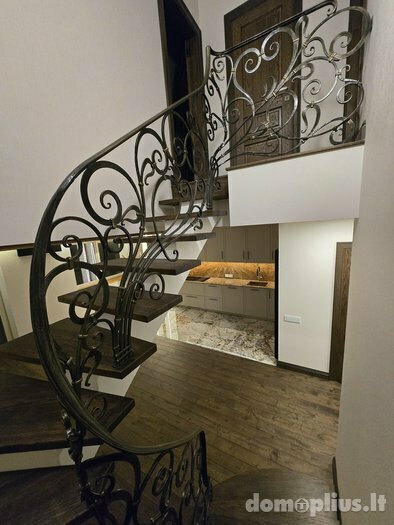 4 rooms apartment for sell Klaipėdoje, Centre, Žvejų g.