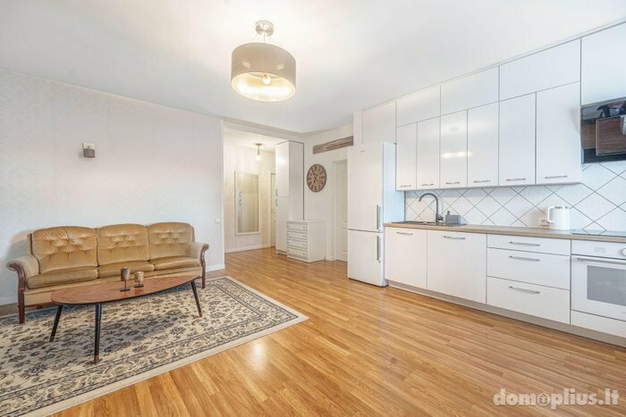 3 rooms apartment for sell Klaipėdoje, Centre, Kareivinių g.