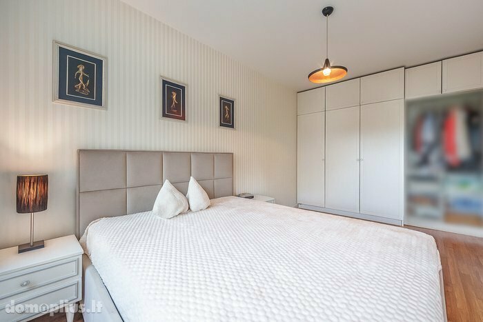 3 rooms apartment for sell Klaipėdoje, Centre, Kareivinių g.