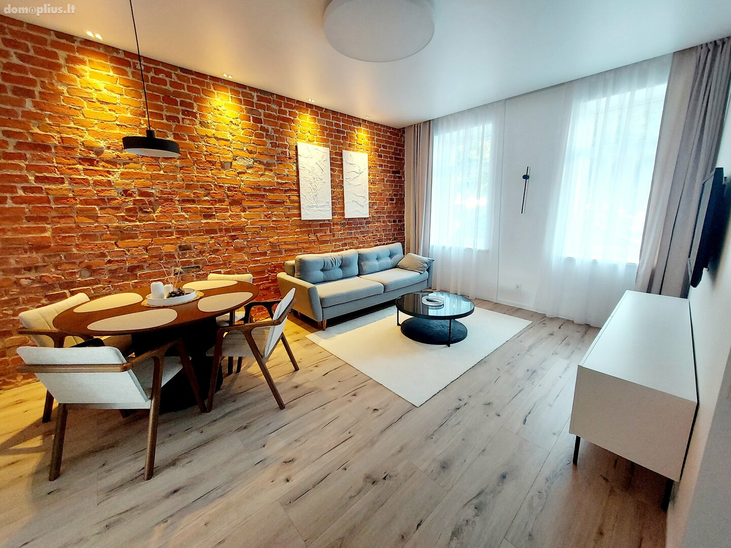 2 rooms apartment for rent Klaipėdoje, Senamiestyje, J. Janonio g.