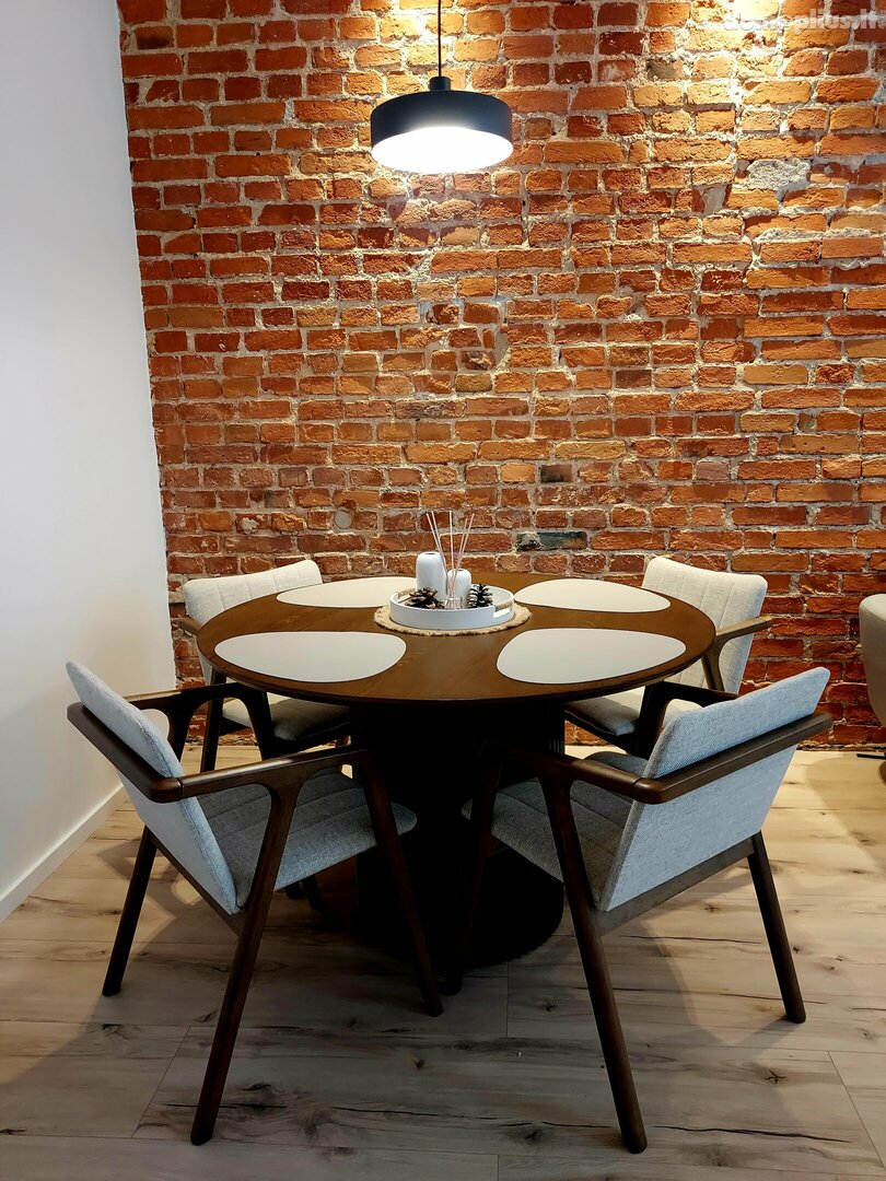 2 rooms apartment for rent Klaipėdoje, Senamiestyje, J. Janonio g.