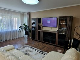 Продается 3 комнатная квартира Vilniuje, Justiniškėse