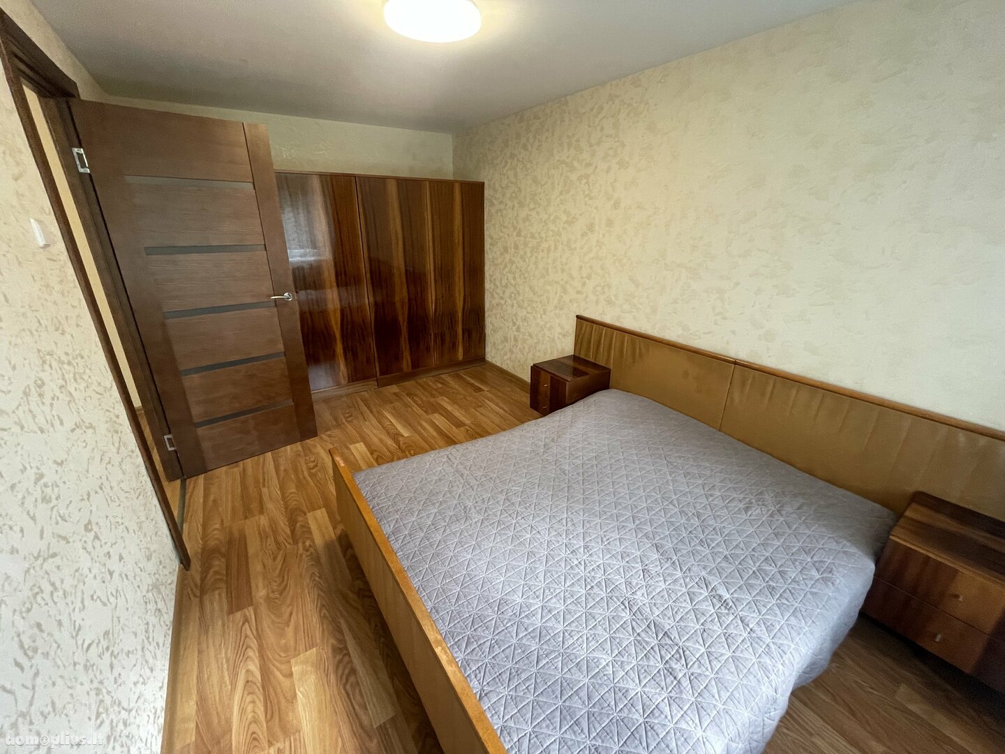 3 kambarių buto nuoma Vilniuje, Naujininkuose, Dzūkų g.