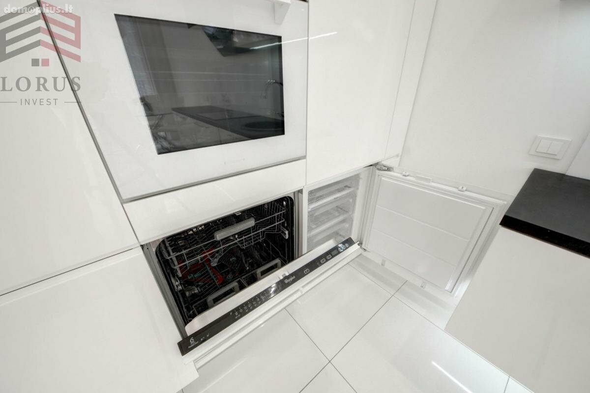 Продается 3 комнатная квартира Vilniuje, Karoliniškėse, Igno Šimulionio g.