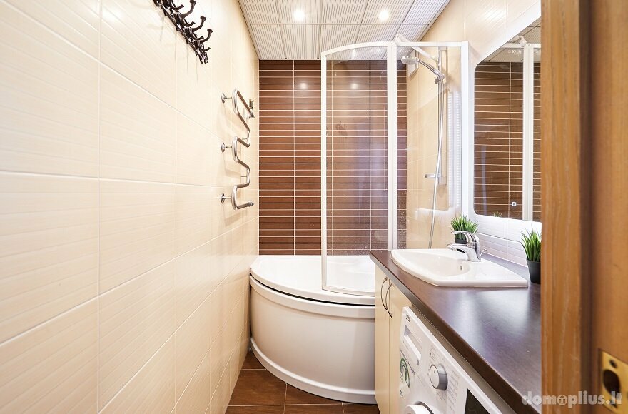 Продается 3 комнатная квартира Kaune, Žaliakalnyje, Savanorių pr.