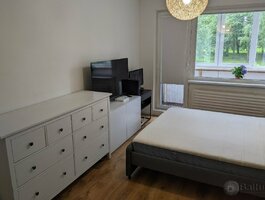 Parduodamas 2 kambarių butas Klaipėdoje, Laukininkuose, Laukininkų g.