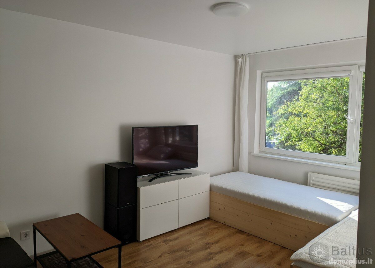 Parduodamas 2 kambarių butas Klaipėdoje, Laukininkuose, Laukininkų g.