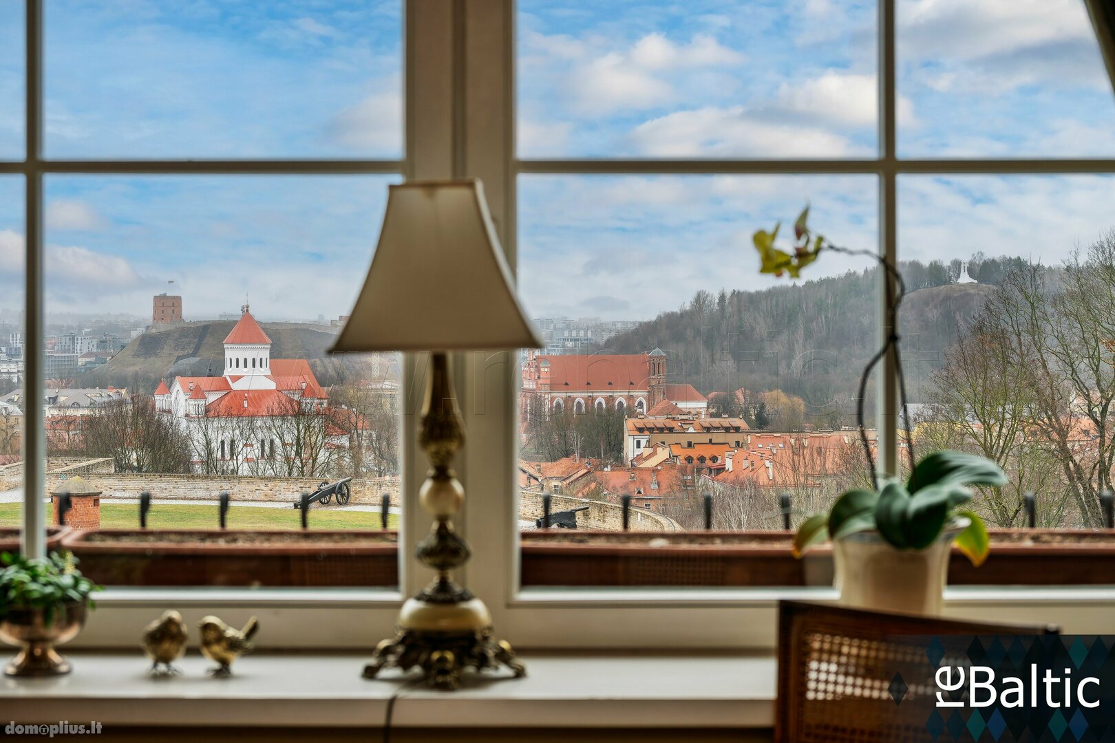 Parduodamas 5 kambarių butas Vilniuje, Senamiestyje, Subačiaus g.
