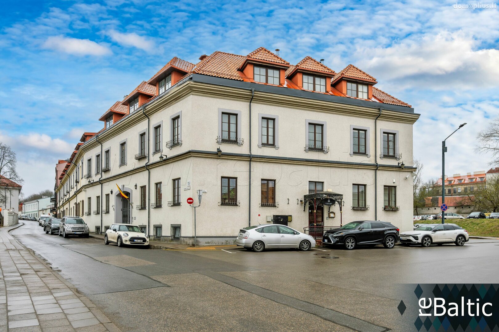 Parduodamas 5 kambarių butas Vilniuje, Senamiestyje, Subačiaus g.