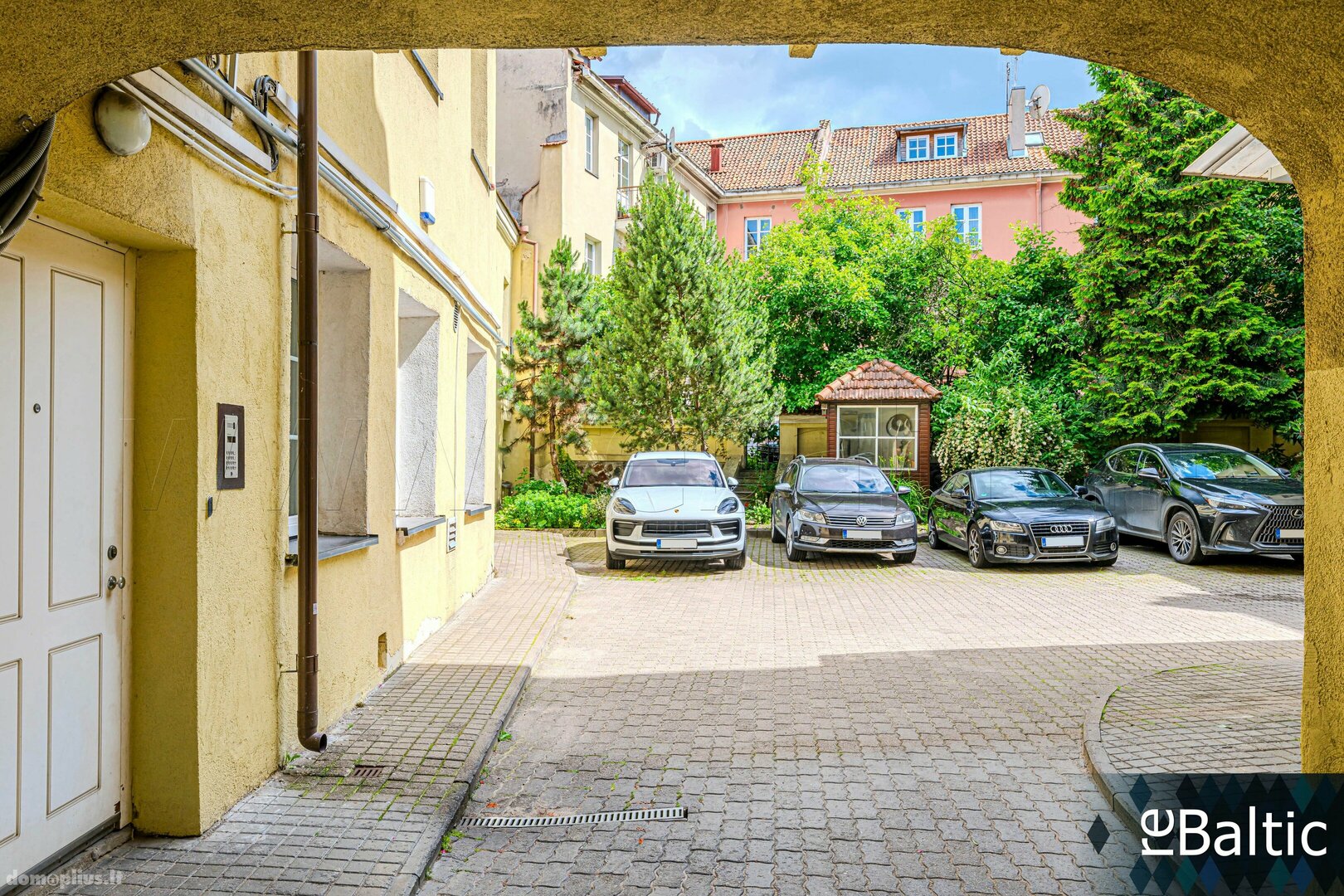 Parduodamas 2 kambarių butas Vilniuje, Senamiestyje, Rūdninkų g.