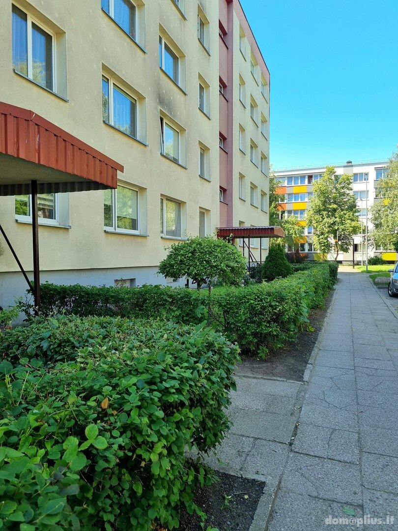 Parduodamas 2 kambarių butas Klaipėdoje, Naujakiemyje, Statybininkų pr.