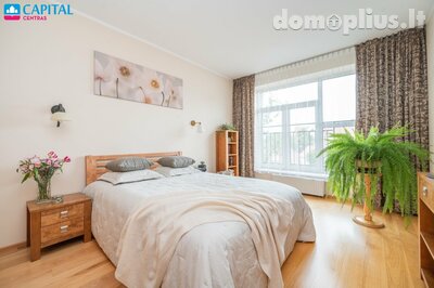 Parduodamas 4 kambarių butas Vilnius, Vilniuje, Mindaugo g.