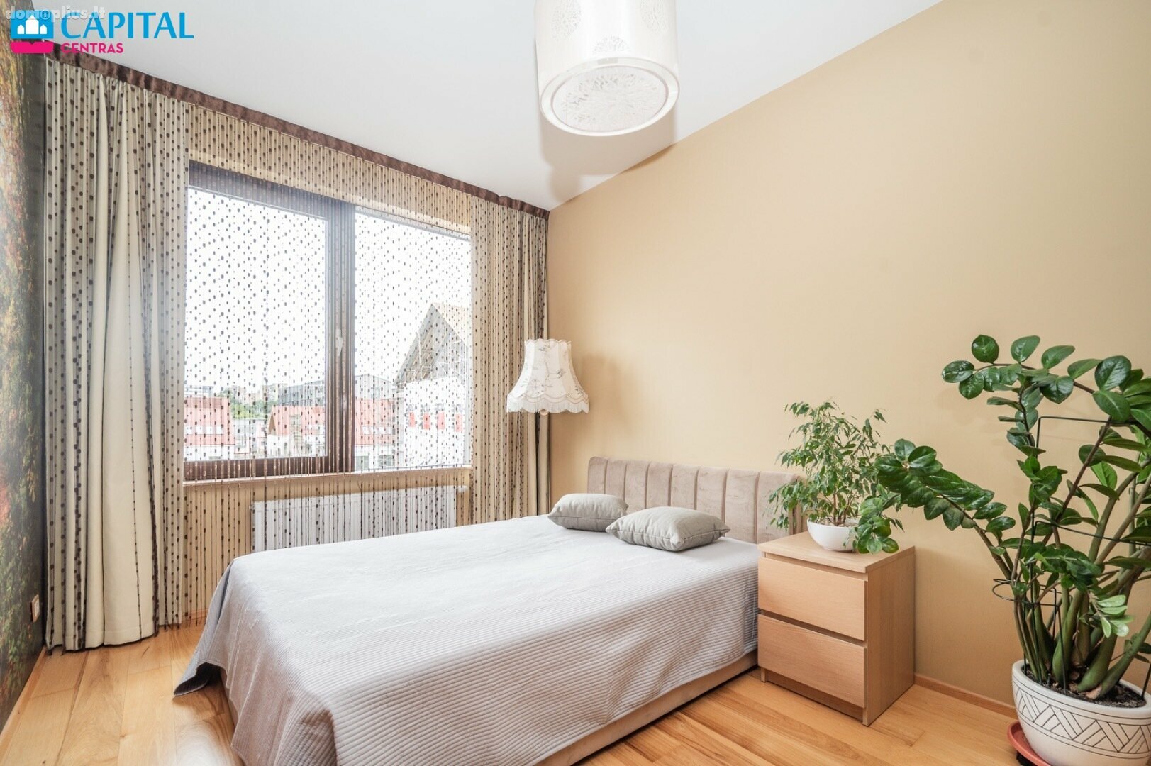 Parduodamas 4 kambarių butas Vilnius, Vilniuje, Mindaugo g.