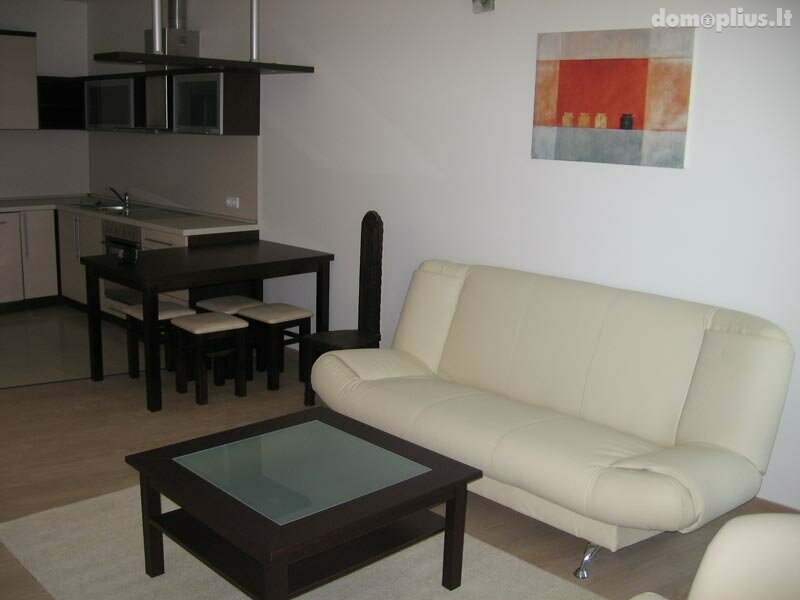 2 rooms apartment for rent Vilniuje, Centre, A. Juozapavičiaus g.